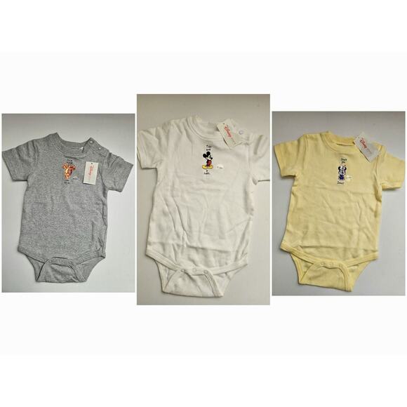 NWT Disney Baby Lot of 3 Embroidered Onesies Size 18 Months Tigger Mickey Minnie